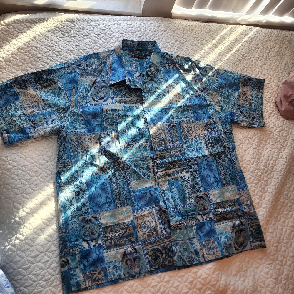 Tori Richard Blue Patterned Casual Button Down Shirt